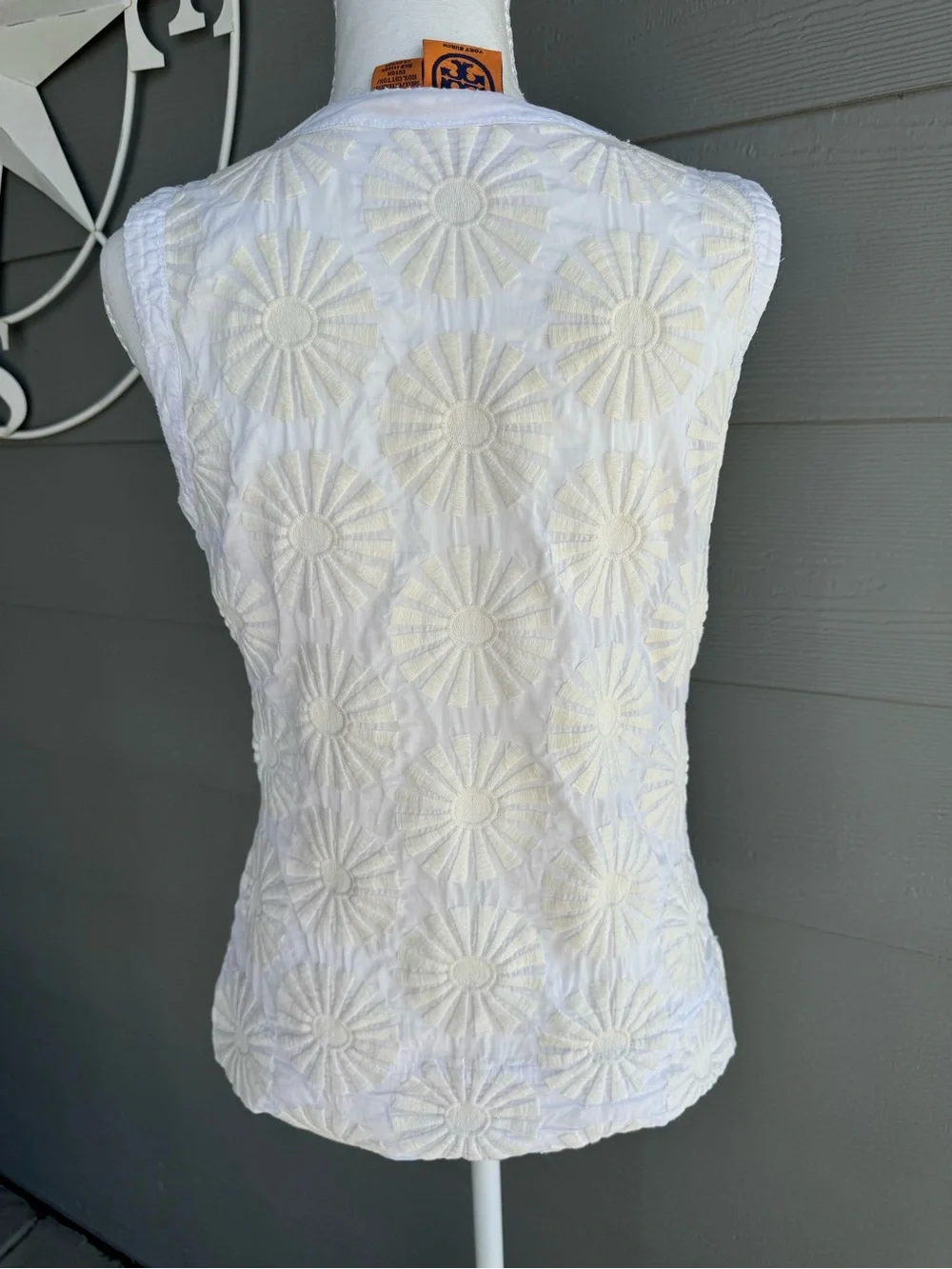 Tory Burch White Floral Ruffle-Front Sleeveless Blouse